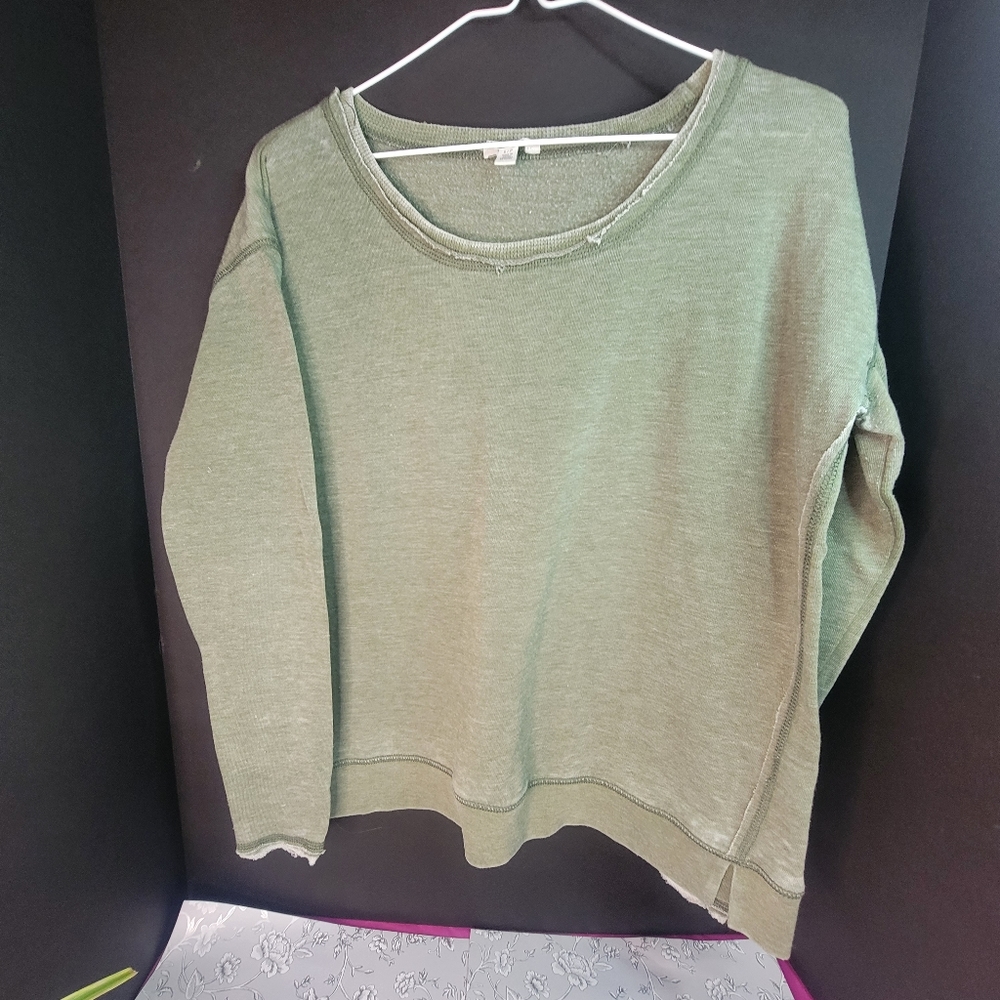 Aeropostale Sweatshirt Women's Size Small Olive Long Sleeves